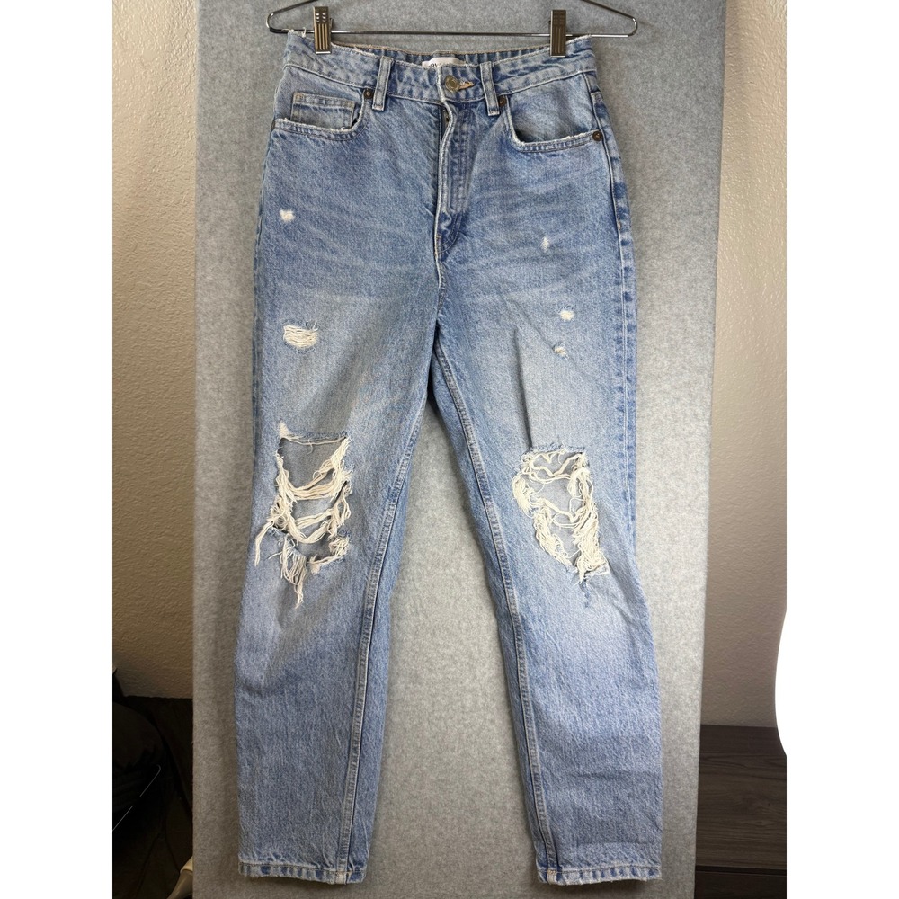 Zara High Waisted Distressed Mom Jeans Light Wash Blue Ripped Denim Size 4